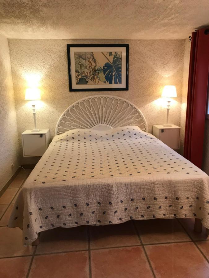 Agreable Location Au Coeur Du Vignoble Dominici Therese Apartment Patrimonio Bagian luar foto